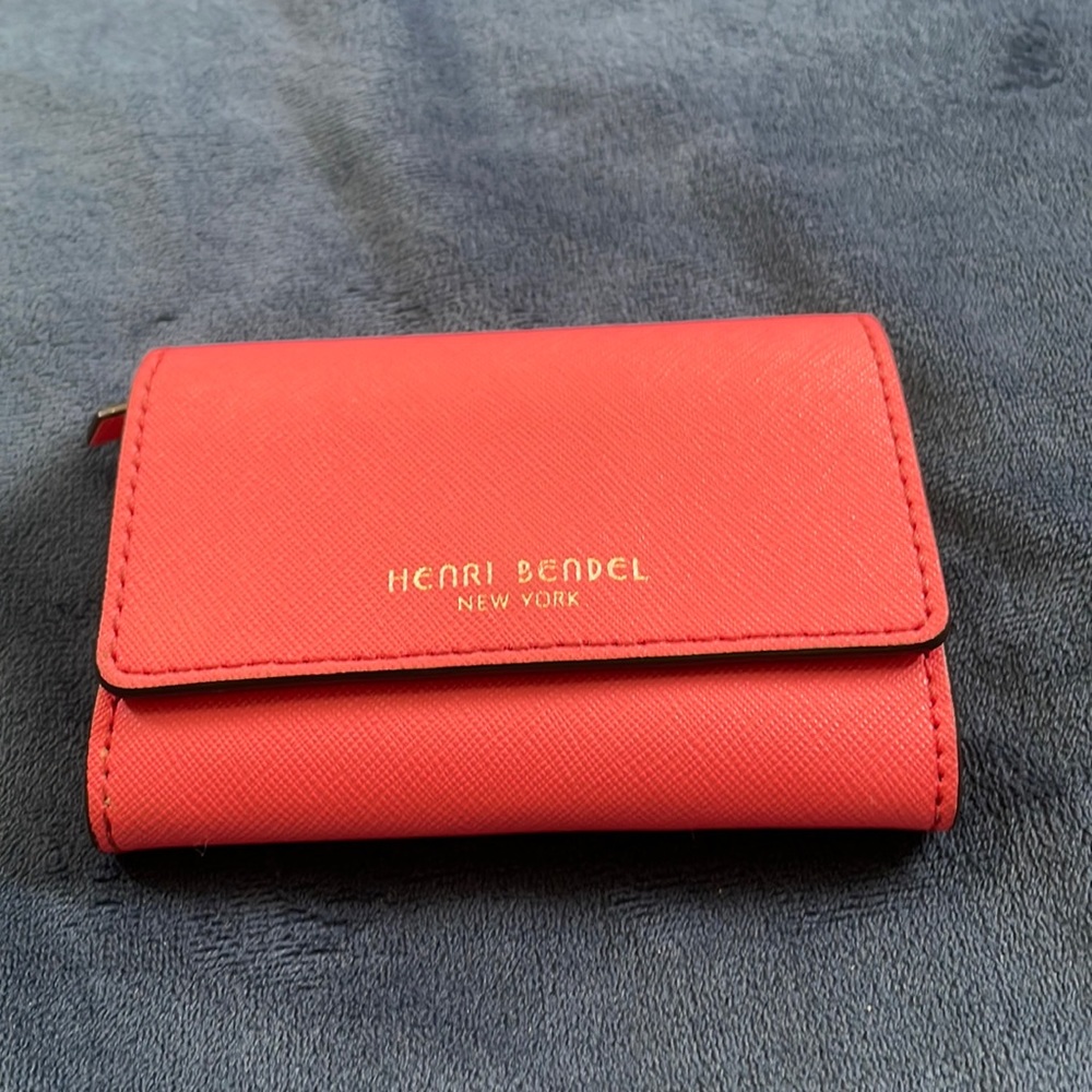 Henri Bendel Wallet